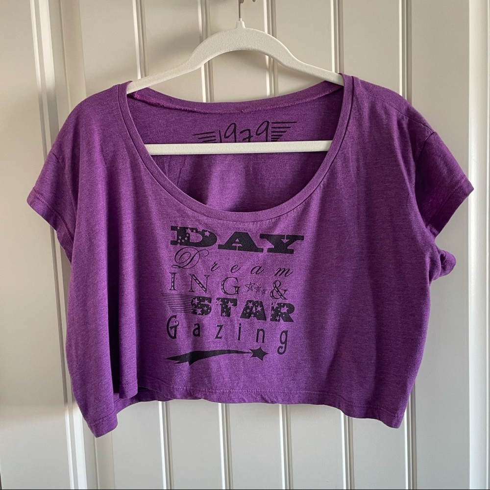 Day Dreaming & Star Gazing purple graphic crop top XL